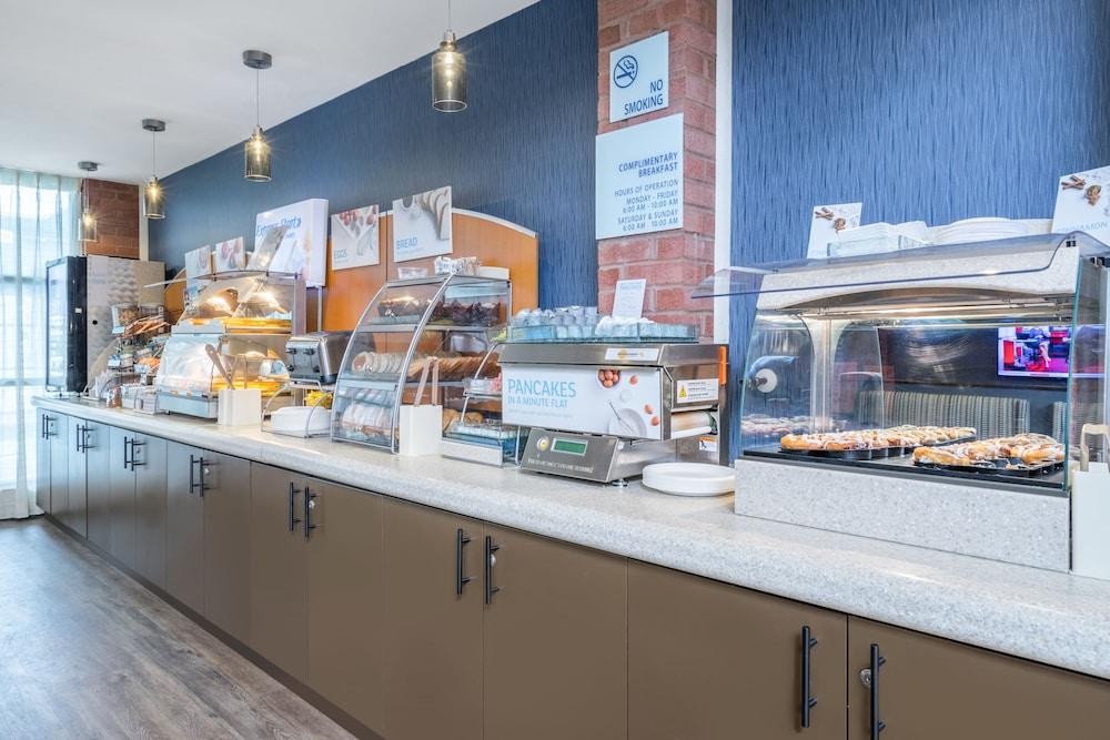 Holiday Inn Express Cambridge By Ihg Kültér fotó