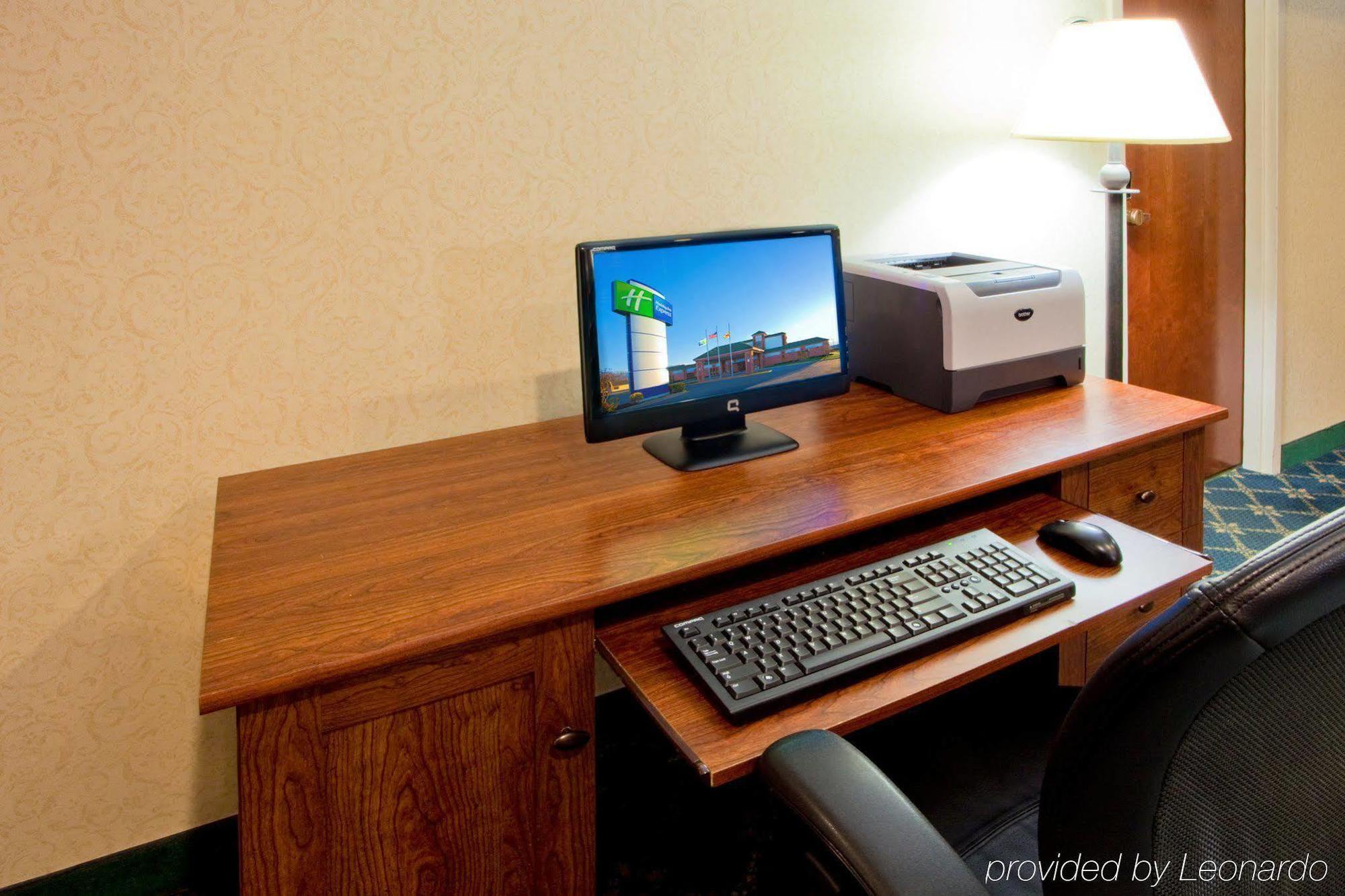 Holiday Inn Express Cambridge By Ihg Kültér fotó